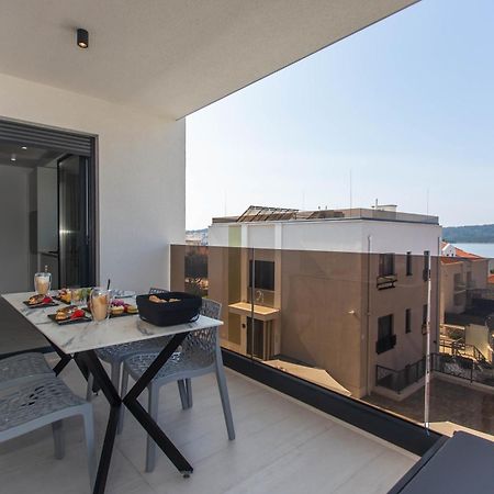 Villa 23 B Heated Pool Trogir Extérieur photo