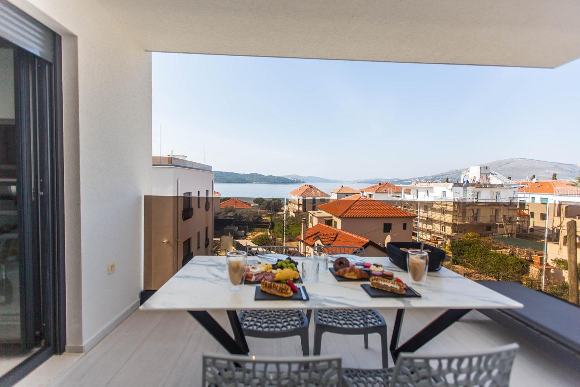 Villa 23 B Heated Pool Trogir Extérieur photo